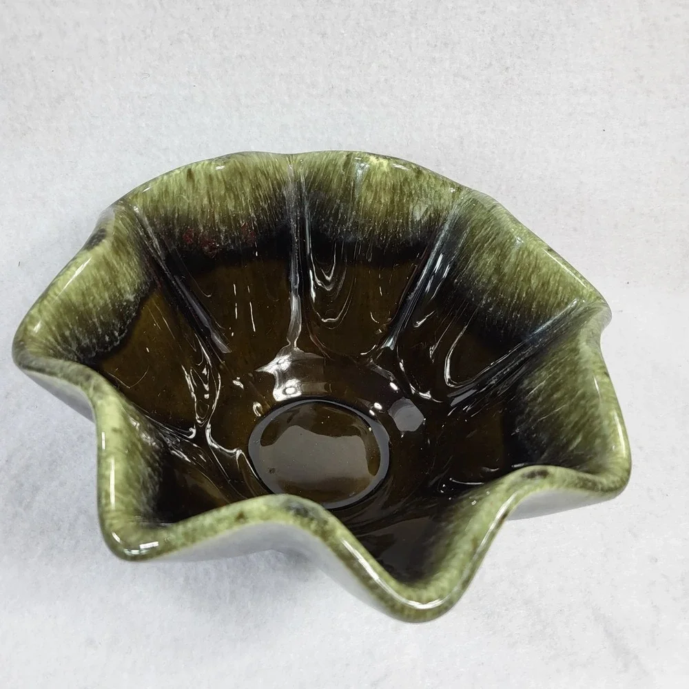 Vintage Hull‎ USA Green Drip Fluted Rim Art Pottery Bowl Planter Dish MCM Decor